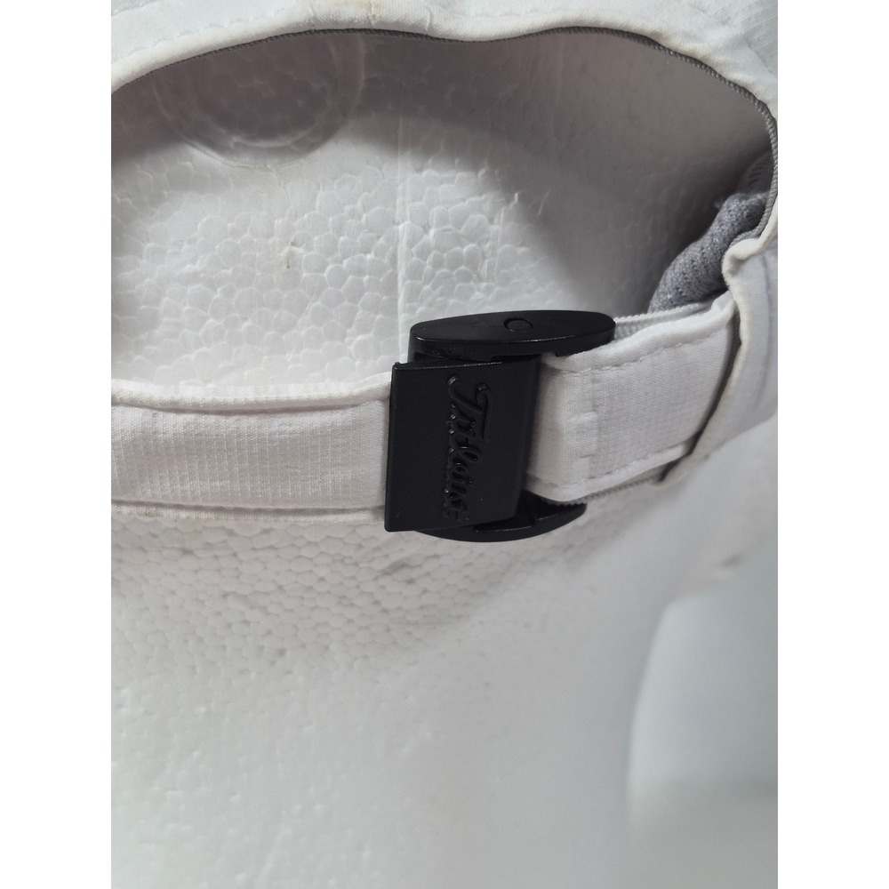 Titleist White Red FJ FootJoy Performance Golf Hat Adjustable Strapback Cap - Picture 6 of 9